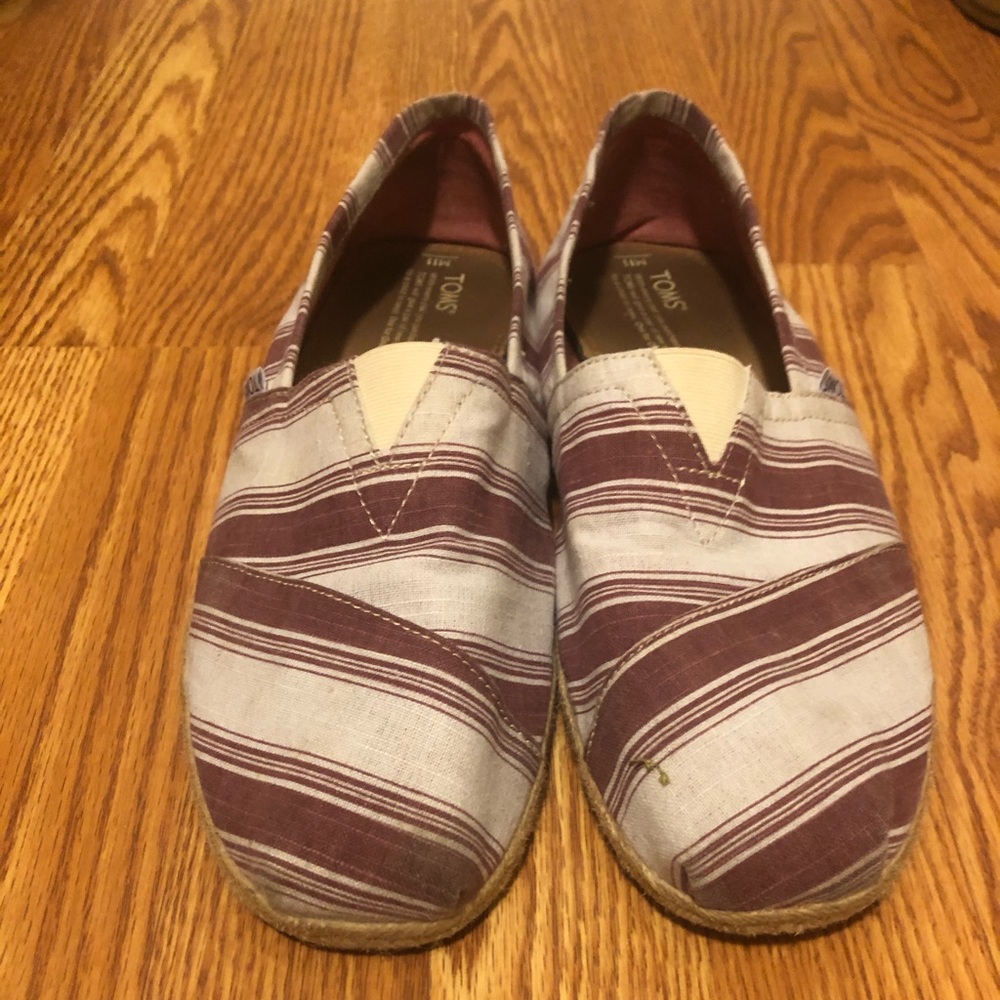 Men’s Toms slip ins